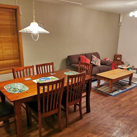 Airport Accommodation Κράισττσερτς Εξωτερικό φωτογραφία